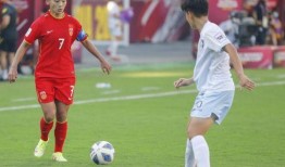 足球明星爆料论坛最新,揭秘赛场背后不为人知的秘密