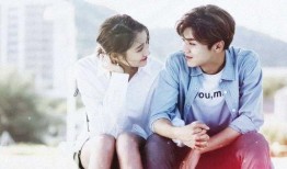 鹿晗关晓彤今日爆料,揭秘恋爱背后的甜蜜与挑战！”